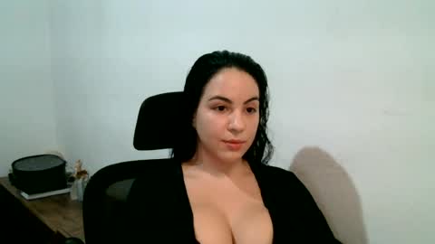 Snapshot of anabelenogueira1 chatting on 07/12/26, 10:23 anabelenogueira1 online show from 07/12/26, 10:23