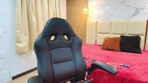 Anabella online show from 04/23/26, 12:29