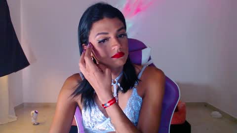 Snapshot of anabellabonariva chatting on 01/11/25, 07:16 Anabella online show from 01/11/25, 07:16