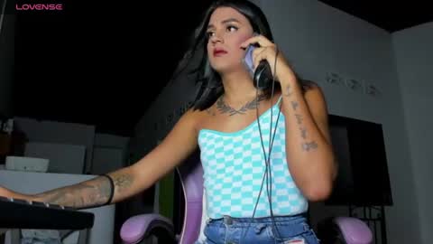 Snapshot of anabellabonariva chatting on 06/18/26, 11:42 Anabella online show from 06/18/26, 11:42
