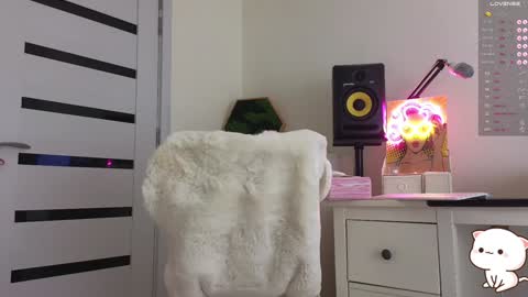 Snapshot of anabelle_wet chatting on 01/24/25, 06:14 Annie online show from 01/24/25, 06:14