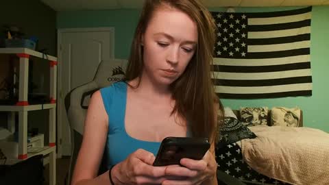 Anabelleleigh online show from 10/14/25, 02:23