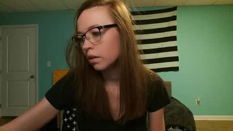 Anabelleleigh online show from 05/19/26, 03:13
