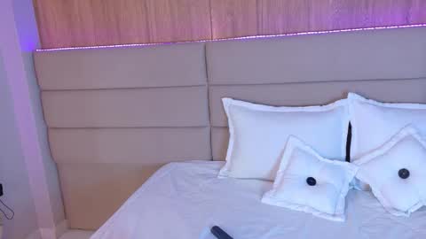 Snapshot of anabelleray chatting on 09/17/25, 07:26 anabelleray online show from 09/17/25, 07:26