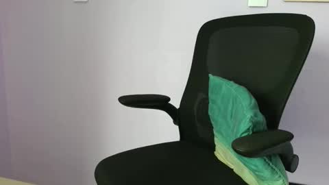 anabelucci_ online show from 03/17/26, 01:47