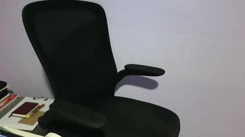 anabelucci_ online show from 04/21/26, 01:53