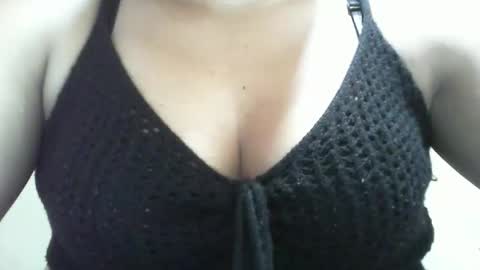 anacarada online show from 12/20/25, 12:12