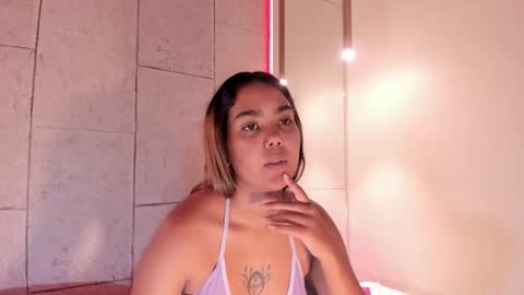 Anna online show from 01/18/26, 05:06