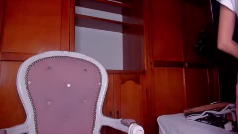 Anahi online show from 01/17/26, 07:28