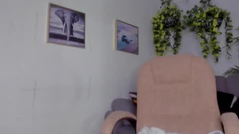 Anahi online show from 02/14/26, 11:51