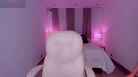 Anahi Curlie online show from 02/19/25, 02:55