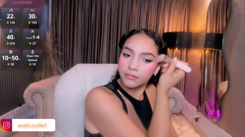 Snapshot of anahi_curlie1 chatting on 06/04/26, 11:05 Anahi Curlie online show from 06/04/26, 11:05