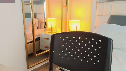 Anahi  online show from 01/11/26, 07:30