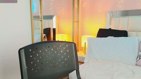 Anahi  online show from 02/08/26, 11:24