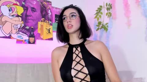 Anah online show from 02/18/26, 02:02