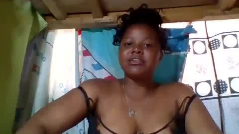 Snapshot of anaissa23 chatting on 06/21/26, 11:35 anaissa23 online show from 06/21/26, 11:35