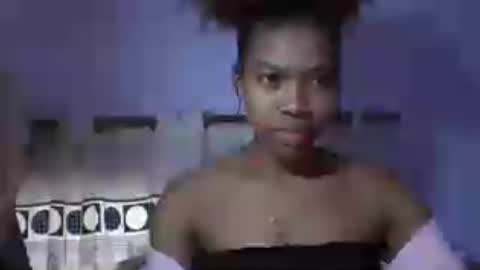 Snapshot of anaissa23 chatting on 07/25/26, 11:41 anaissa23 online show from 07/25/26, 11:41