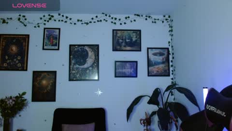      help me to get 100 thumps up  online show from 04/04/26, 11:46