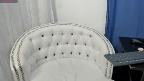 Snapshot of analia18_ chatting on 02/08/25, 04:04 analia18 online show from 02/08/25, 04:04