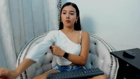 Snapshot of analia18_ chatting on 03/08/25, 12:09 analia18 online show from 03/08/25, 12:09