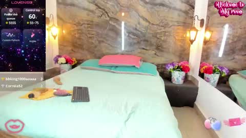 Analia smith online show from 02/11/25, 08:37