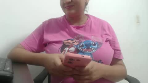 Snapshot of analy_hot chatting on 09/26/25, 11:20 analy_hot online show from 09/26/25, 11:20