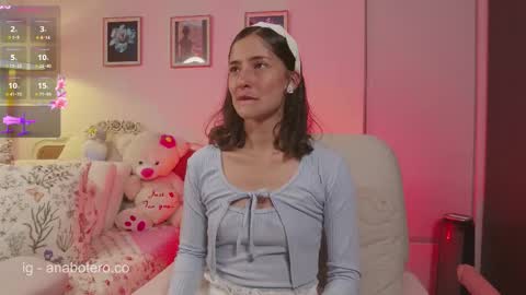 Ana Mara Botero online show from 10/11/25, 01:05