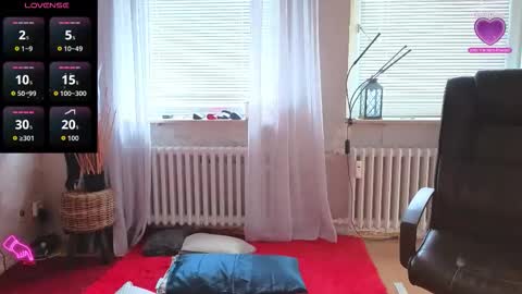 Ana online show from 09/26/25, 10:08