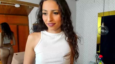 anamariahmd online show from 06/02/26, 08:22