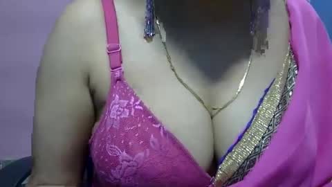 Snapshot of anamika794088 chatting on 02/11/25, 10:15 anamika794088 online show from 02/11/25, 10:15