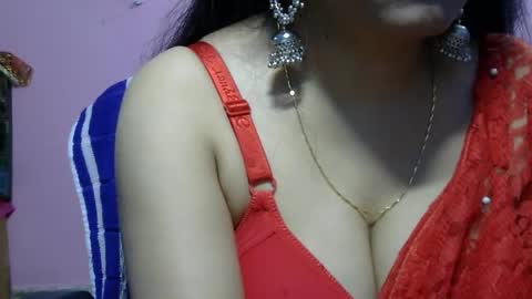 Snapshot of anamika794088 chatting on 02/21/25, 02:16 anamika794088 online show from 02/21/25, 02:16