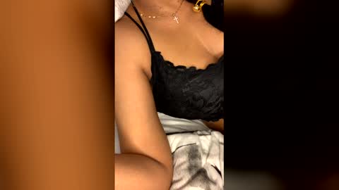 Anamika Sun online show from 06/06/26, 02:44