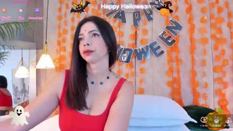 Snapshot of anantaa chatting on 10/30/25, 11:33 Ananta online show from 10/30/25, 11:33