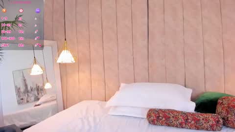 Snapshot of anantaa chatting on 11/11/25, 11:43 Ananta online show from 11/11/25, 11:43