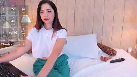 Snapshot of anantaa chatting on 11/22/25, 11:42 Ananta online show from 11/22/25, 11:42