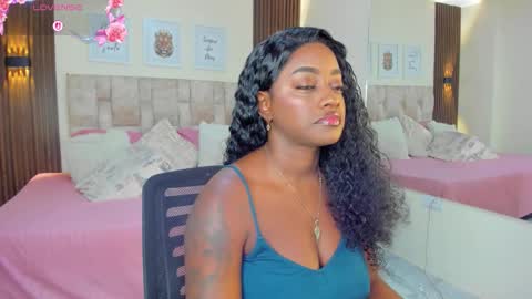 Snapshot of ananya_kay01 chatting on 10/22/25, 10:53 A N A my connection hours are from 600 pm to 12 pm Colombian time online show from 10/22/25, 10:53