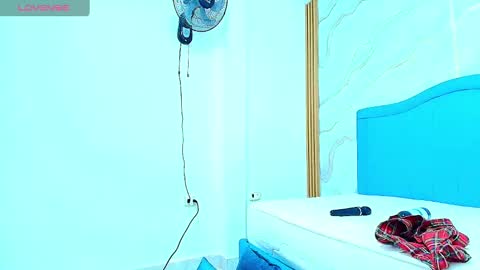 A N A P A U L A online show from 09/30/25, 06:07