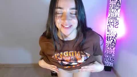 ana 3 online show from 11/11/25, 01:49