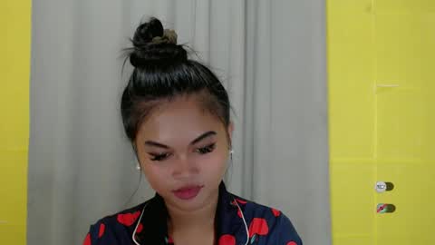 Snapshot of anaruru_ chatting on 01/14/25, 08:48 ANA online show from 01/14/25, 08:48