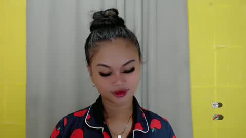 Snapshot of anaruru_ chatting on 01/16/25, 12:09 ANA online show from 01/16/25, 12:09