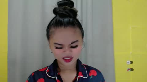 Snapshot of anaruru_ chatting on 01/19/25, 08:07 ANA online show from 01/19/25, 08:07