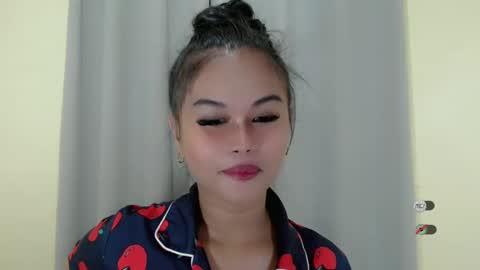 Snapshot of anaruru_ chatting on 01/21/25, 05:51 ANA online show from 01/21/25, 05:51