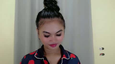 Snapshot of anaruru_ chatting on 01/25/25, 08:42 ANA online show from 01/25/25, 08:42