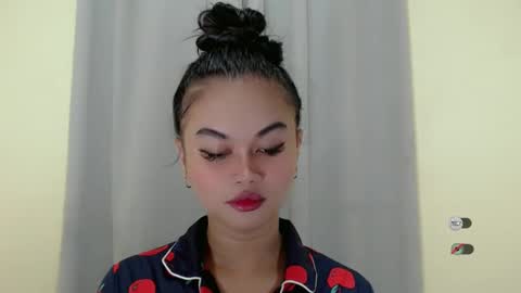 Snapshot of anaruru_ chatting on 01/31/25, 08:43 ANA online show from 01/31/25, 08:43