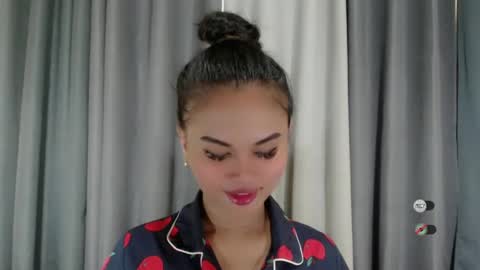 Snapshot of anaruru_ chatting on 02/10/25, 07:26 ANA online show from 02/10/25, 07:26