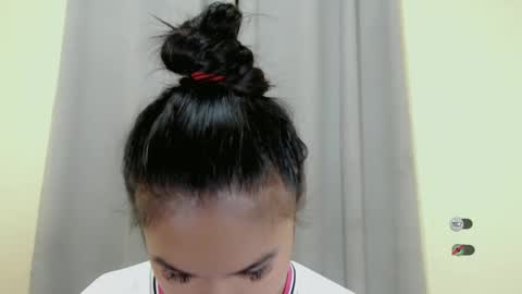 Snapshot of anaruru_ chatting on 02/20/25, 10:04 ANA online show from 02/20/25, 10:04