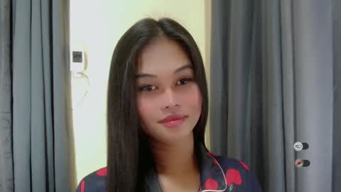 Snapshot of anaruru_ chatting on 03/10/25, 05:43 ANA online show from 03/10/25, 05:43