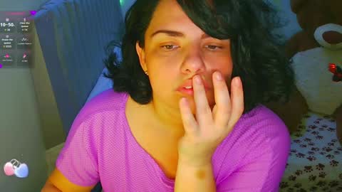 Snapshot of anaspark chatting on 04/08/26, 01:22 Ana online show from 04/08/26, 01:22