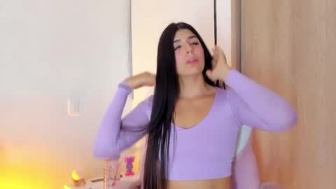 Snapshot of anastaciablake chatting on 12/22/24, 04:39 Anastacia online show from 12/22/24, 04:39