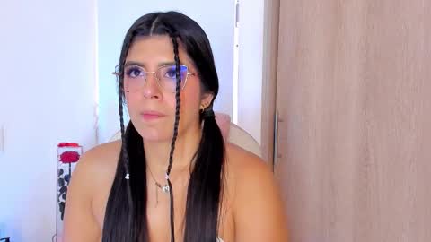 Snapshot of anastaciablake chatting on 10/13/25, 01:44 Anastacia online show from 10/13/25, 01:44